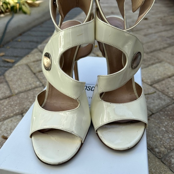 Versace Heels Straps 9 (39) - Picture 12 of 13